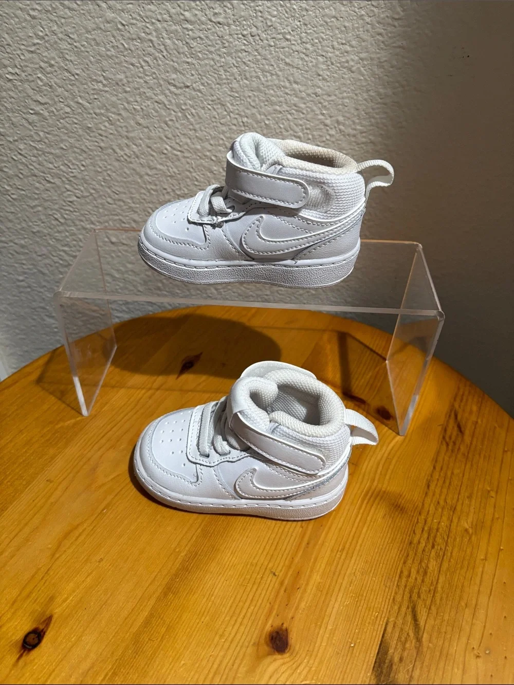 Nike Kids White High-Top Sneakers with Hook-and-Loop Strap 4C